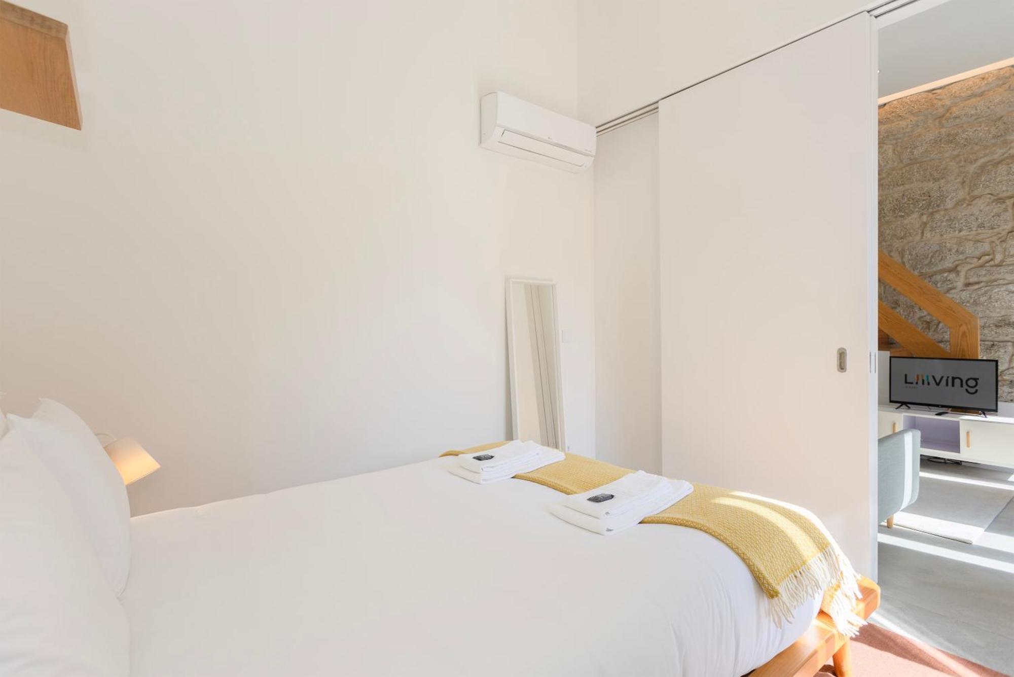 Liiiving In Porto - Terrace & Sunny Apartment Экстерьер фото